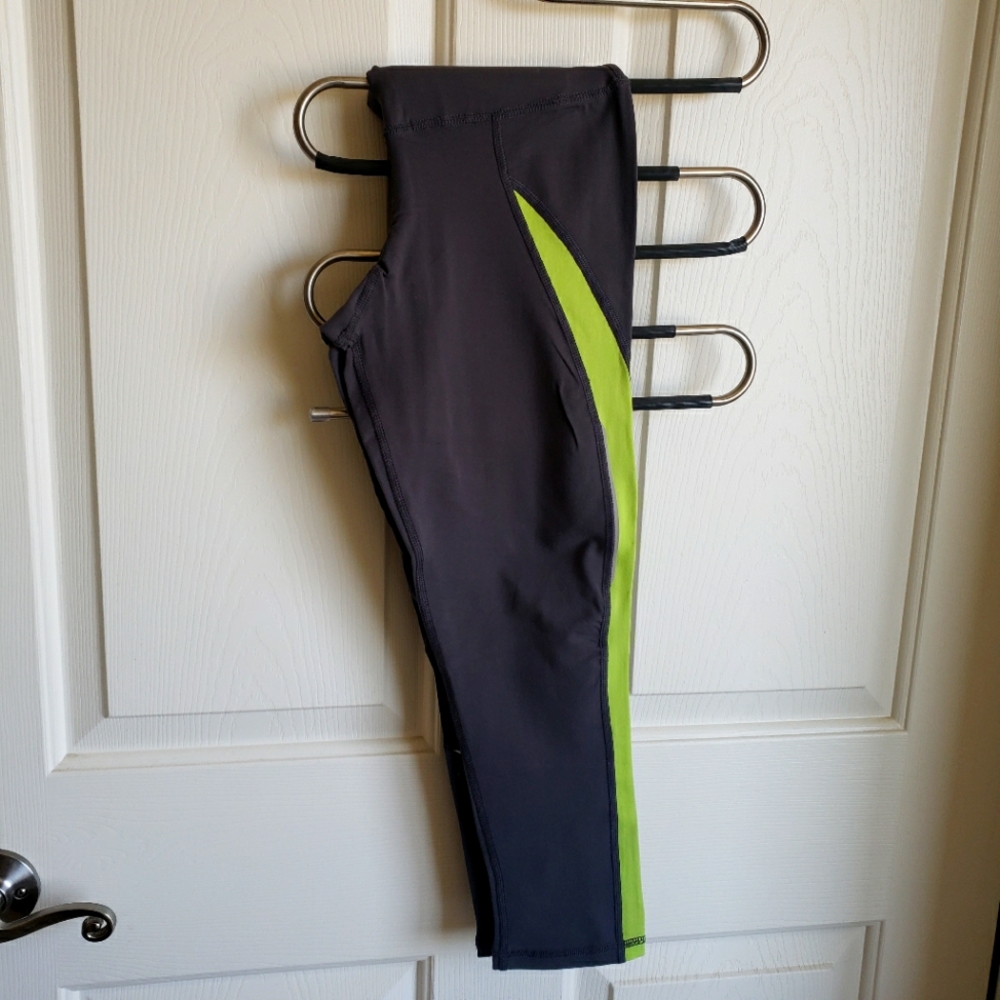 CALVIN KLEIN capris women's leggings size small